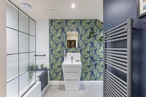 Photo 7- click for photo gallery